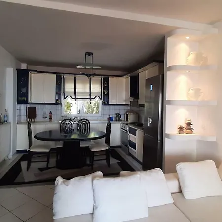 Avec 2 chambre Appartement *